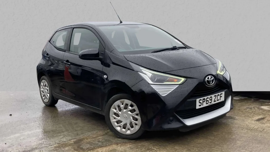 Toyota Yaris black car